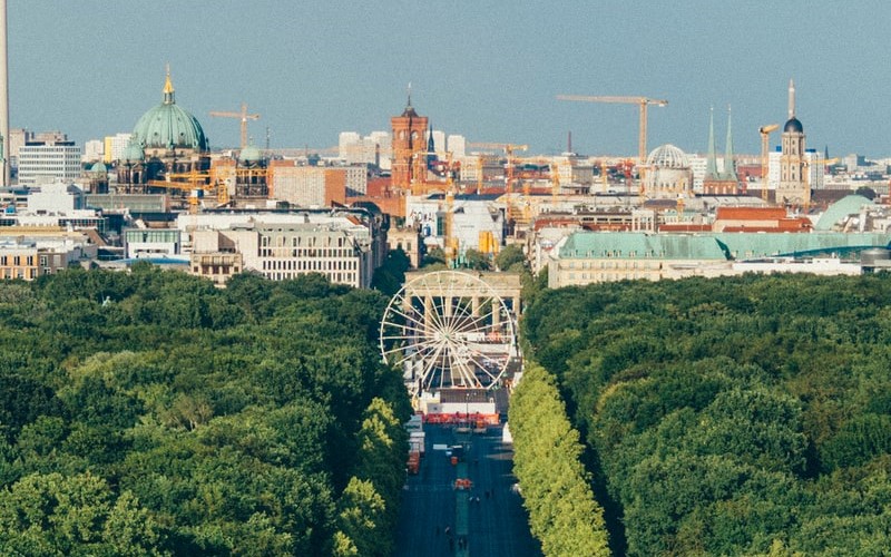 Overlooking a road to Berlin