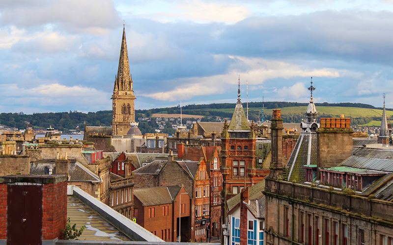 Dundee city with hills in the background